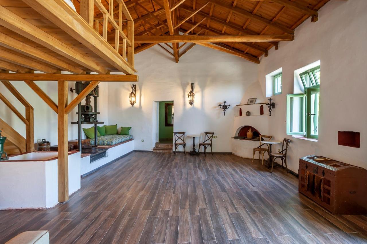 Olea Skopelos Villas With Swimming Pools & Sea View Panormos  Exterior foto